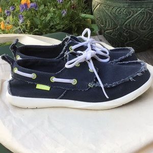 CROCS frayed edge canvas boat shoe- M sz 7